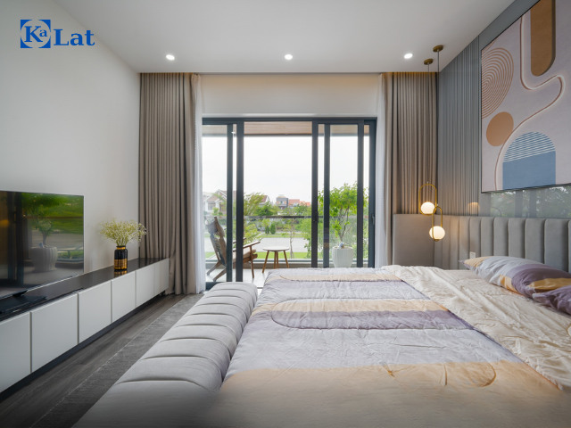 50+ mẫu cửa nhôm cho nhà phố đẹp, hiện đại và tối ưu công năng 11 Mẫu cửa nhôm phòng ngủ nhà phố
