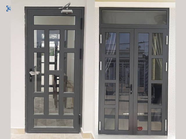 Top 30+ Mẫu Cửa Nhôm Xingfa 1 Cánh Đẹp, Hiện Đại, Được Ưa Chuộng 23 Mẫu cửa nhôm Xingfa 1 cánh chia ô, chia đố nghệ thuật 3