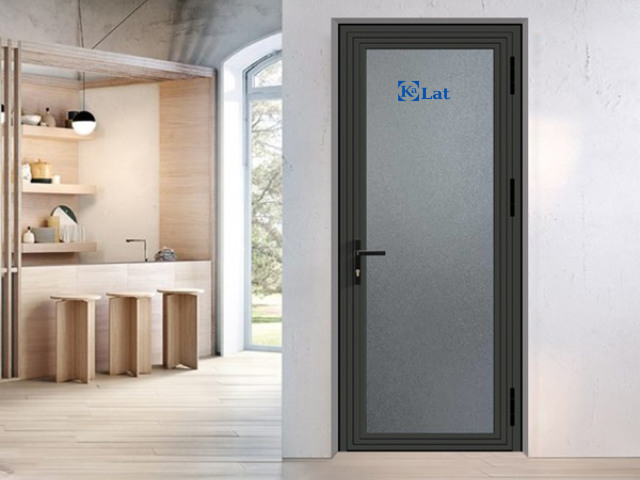 Cửa phòng ngủ nhôm Xingfa kết hợp kính mờ