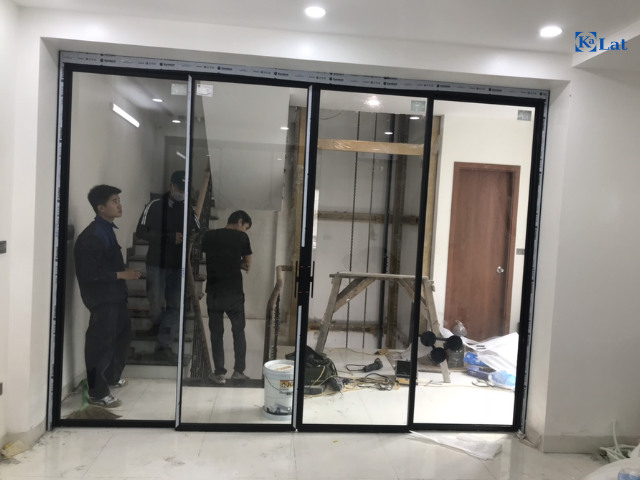 Mẫu cửa trượt quay slim hiện đại