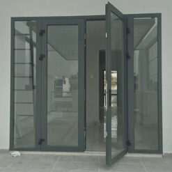 Cửa đi 2 cánh nhôm Kalat kết hợp vách bên