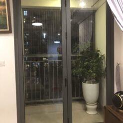 Cửa đi mở quay 2 cánh nhôm Kalat cho ban công