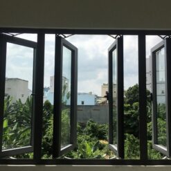 Cửa sổ mở quay nhôm Kalat nhiều cánh lấy sáng và thông gió