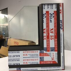 Mẫu góc nhôm Kalat kết hợp kính an toàn cho vách