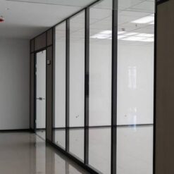 Vách ngăn nhôm kính Việt Pháp cho văn phòng 13 Vách ngăn nhôm kính Việt Pháp mẫu tham khảo